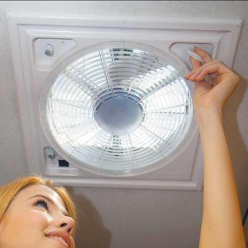 Takluke Fiamma Turbo Vent 12V Hvit 40x40