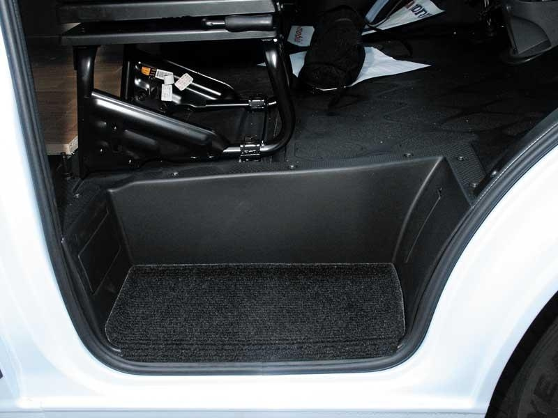 Instegsmatte Sprinter/VW LT/Crafter 5/2006-2018 2-p i gruppen Campingvogn & Bobilt / Tekstilmatter & Overdrag / Kupematter / MB Sprinter fra 5/2006 hos Campmarket (64245)