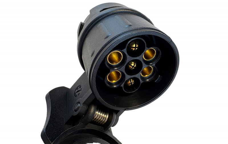 Tilhengeradapter 13-7 polig i gruppen Campingvogn & Bobilt / Chassis / Flyttehjelp/Koblingshjelp / Tilhengerkontakter hos Campmarket (64892)