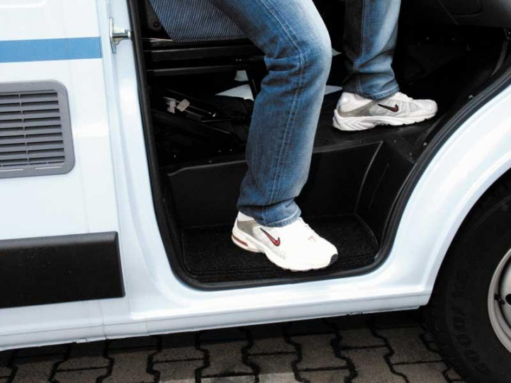 Inngangsmatte Ducato/Boxer/Jumper 7/2006- 2-p i gruppen Campingvogn & Bobilt / Tekstilmatter & Overdrag / Kupematter / Fiat Ducato fra 7/2006 hos Campmarket (64243)