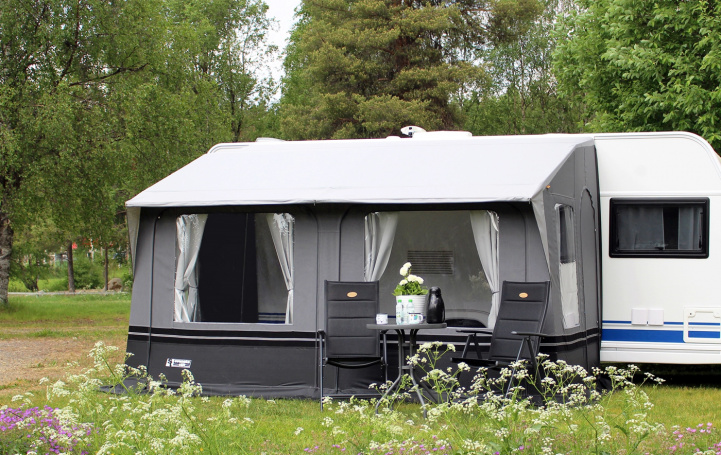 Svenska-Tält Universal 400 i gruppen Fortelt & Markiser / Fortelt Campingvogn / Universelt telt hos Campmarket (65209)