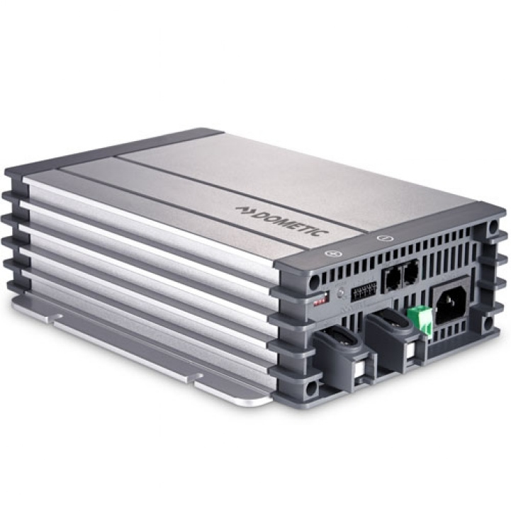 Dometic PerfectCharge MCA 1215 i gruppen Campingvogn & Bobilt / Elektronikk / Batterier & Omformere / Batterilader hos Campmarket (65585)