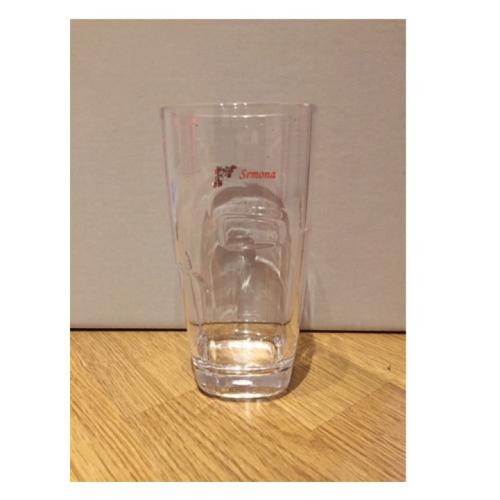 Høyt rutete glass i gruppen Husholdning & Kjøkken / Glass & Krus / Drikkeglass hos Campmarket (66042)