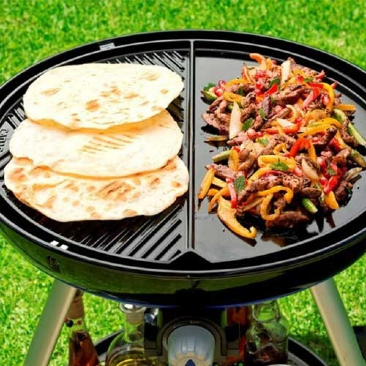Cadac Grillplate Ribbete/Slett Carri Chef 2 46 cm i gruppen Husholdning & Kjøkken / Griller / Grilltilbehør hos Campmarket (66281)