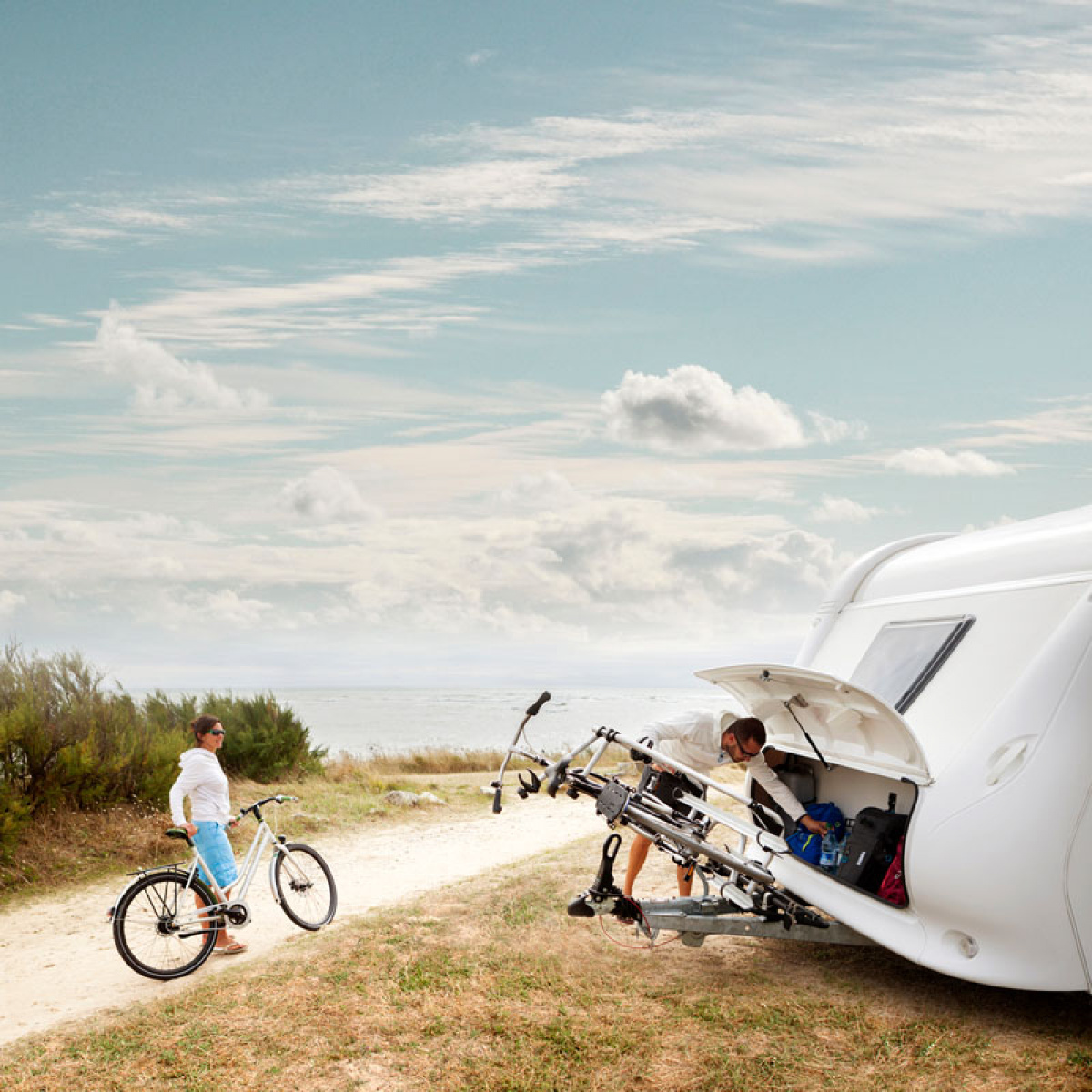 Thule Caravan Superb for El-Sykler i gruppen Campingvogn & Bobilt / Chassis / Sykkelstativ / Dragbalk hos Campmarket (66400)