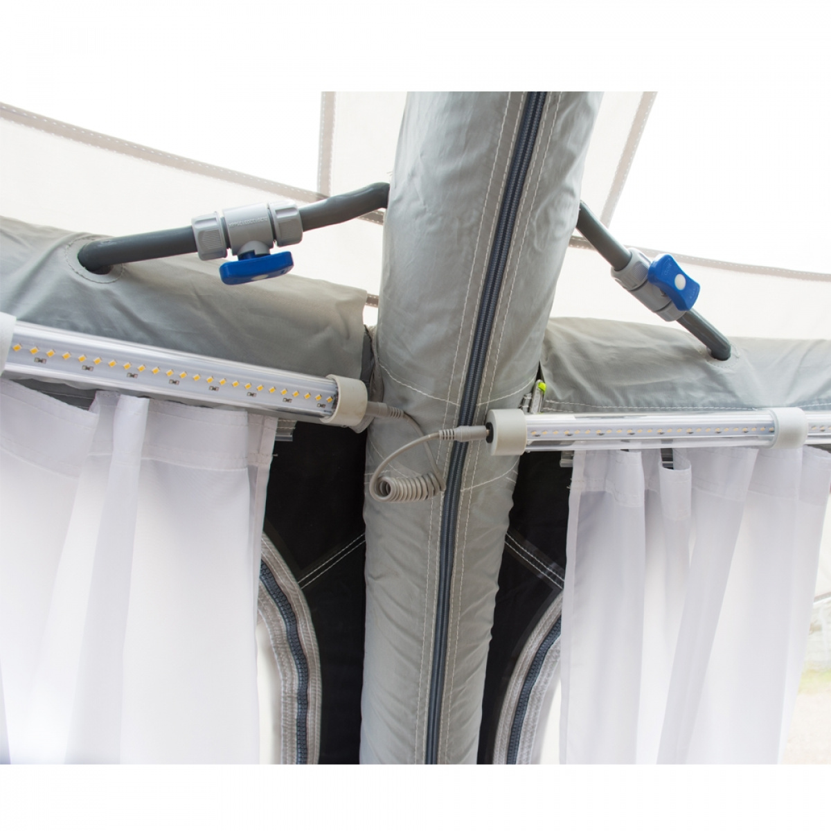 Dometic Forteltbelysning LED 150 Tilleggssett i gruppen Fortelt & Markiser / Tilbehør-Deler / Tilbehør Lufttelt / Dometic Tilbehør Lufttelt hos Campmarket (66950)