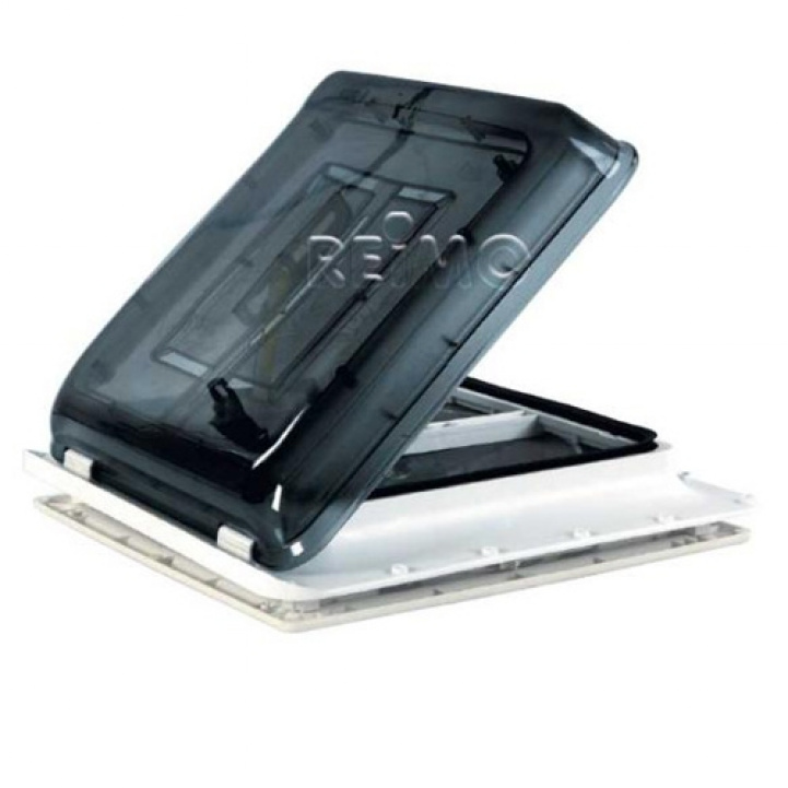 Takluke Fiamma Turbo Vent Premium Crystal i gruppen Campingvogn & Bobilt / Karosseri / Takluker / Takluker 40*40cm hos Campmarket (67621)