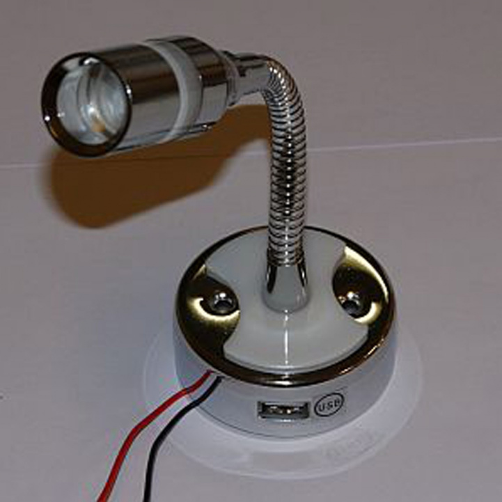 Leselampe Bøybar Sølv Blank Med USB 12V i gruppen Campingvogn & Bobilt / Elektronikk / Innvendig belysning / Søkelys hos Campmarket (67740)