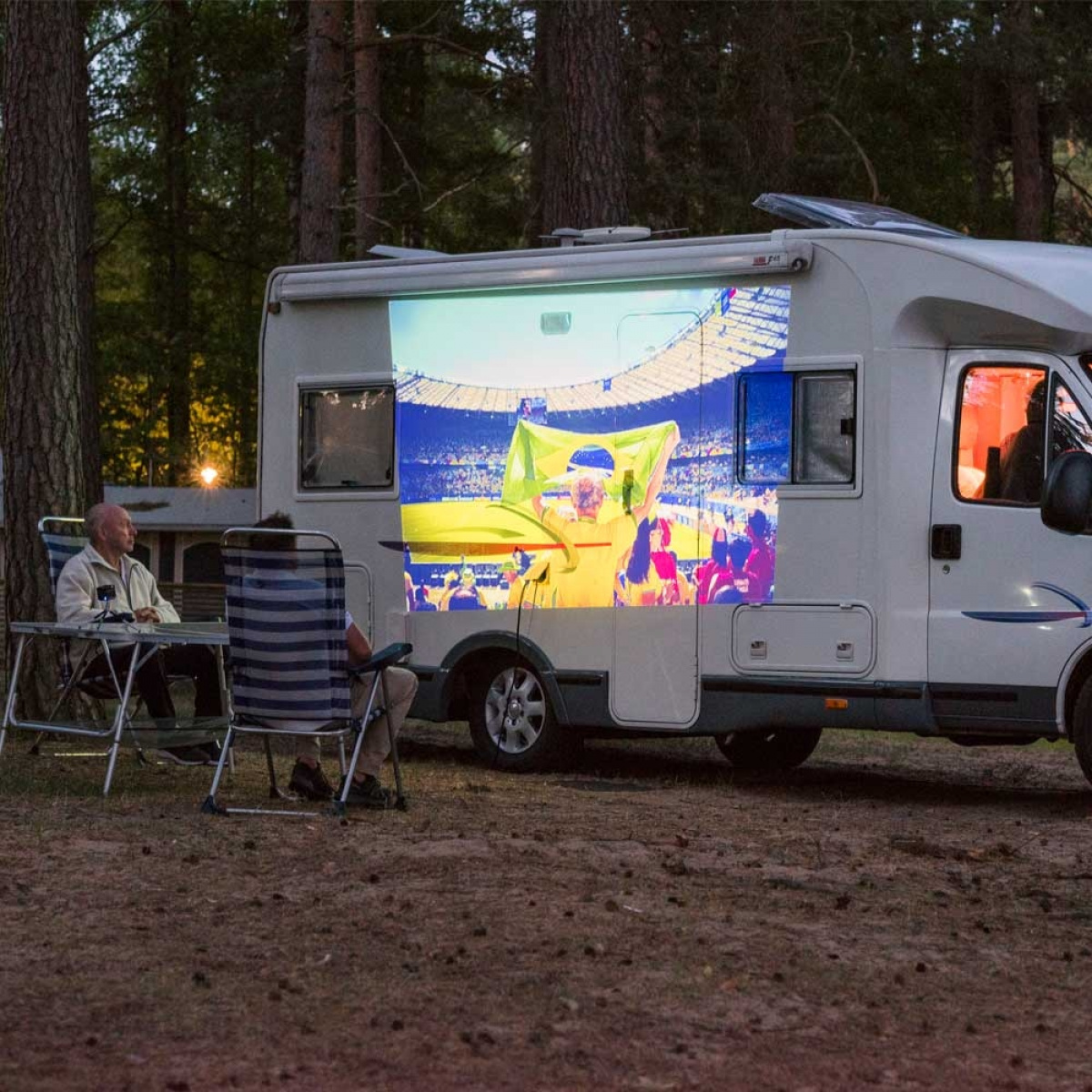 Projektor Piczo HDMI i gruppen Campingvogn & Bobilt / Elektronikk / TV, Bilde & Lyd / Projektorer hos Campmarket (68174)