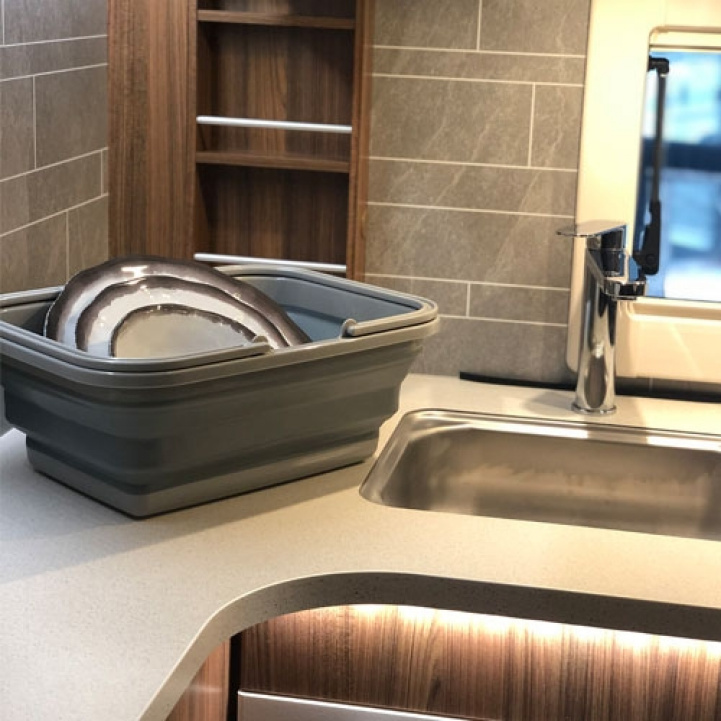 Korg/Diskbalje sammenleggbar 38x28,5x15,5cm i gruppen Husholdning & Kjøkken / Vask, Rengjøring & Oppvask / Diskboller hos Campmarket (68697)