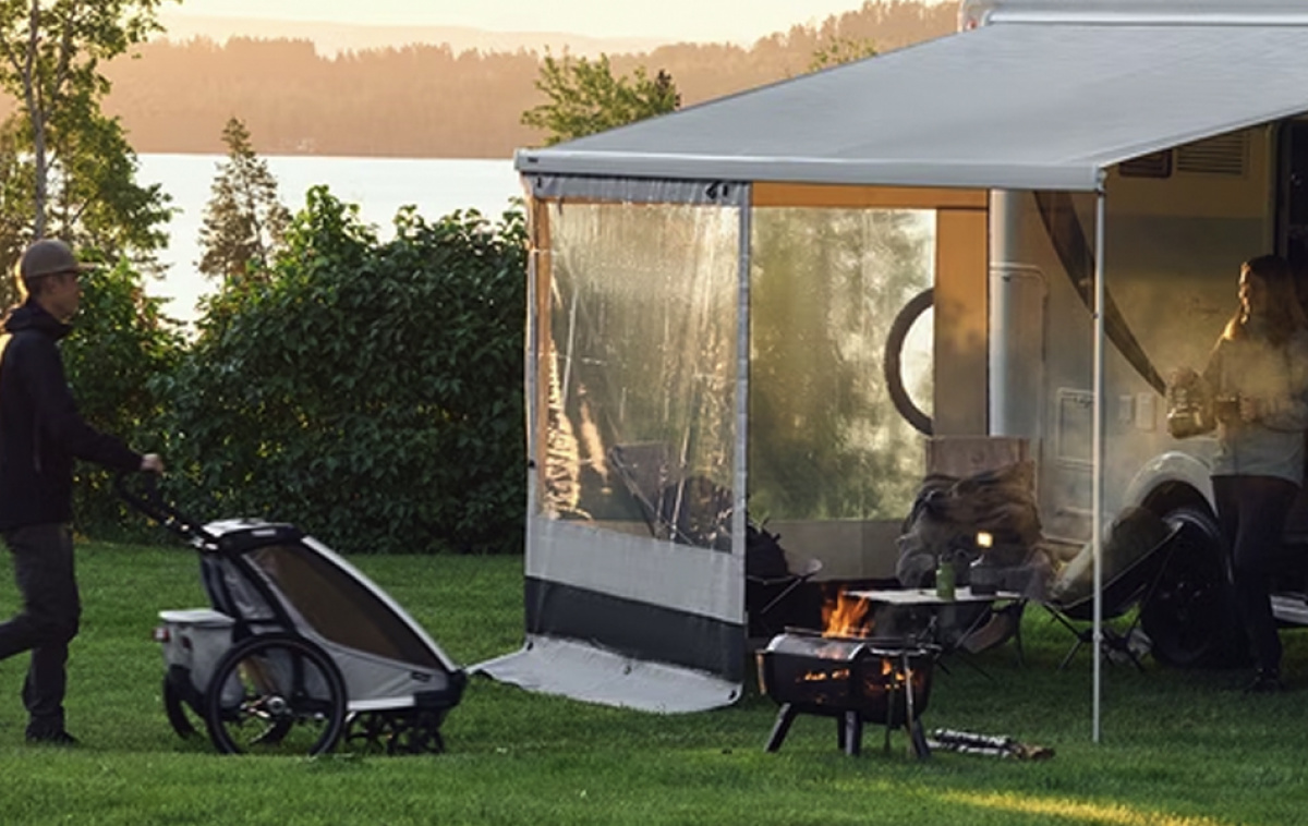 Thule Rain Blocker G2 Front Høyde 2.1 i gruppen Fortelt & Markiser / Markiser / Campingvognmarkiser / Front & Gavler Campingvognmarkiser / Sider & Fronter Thule/Omnistor hos Campmarket (68916)