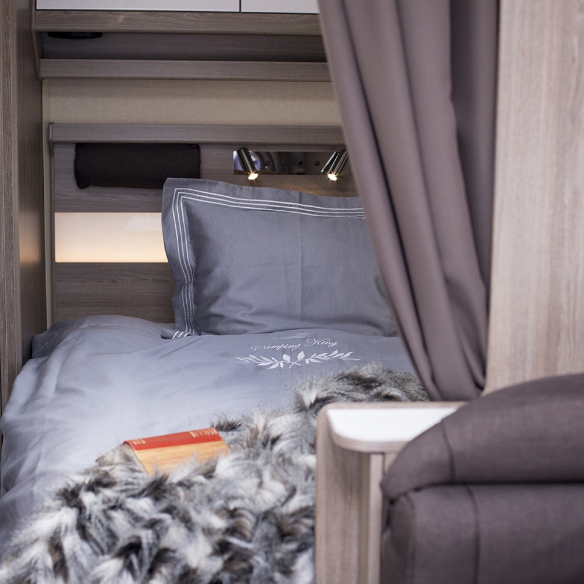 Royal Camping Sengesett Camping King 2020 i gruppen Hjem & Innredning / Tekstiler / Sengklær hos Campmarket (69008)