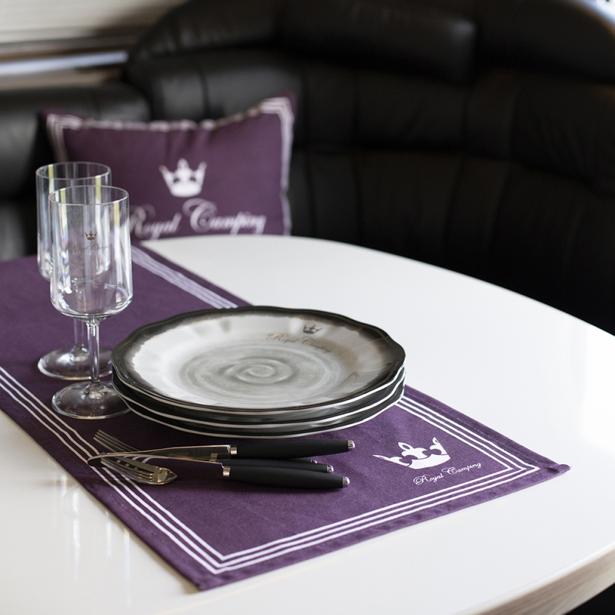 Royal Camping Løper Plomme i gruppen Hjem & Innredning / Tekstiler / Duker & Bordbrikker hos Campmarket (69036)