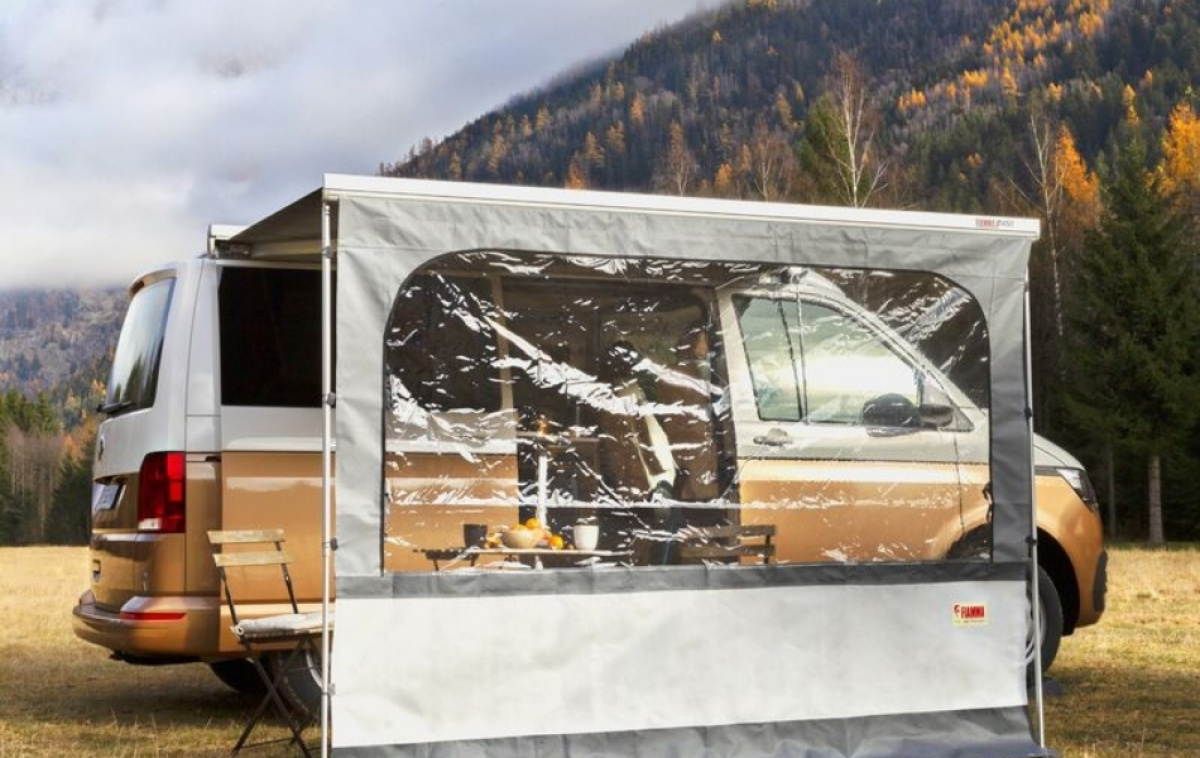 Fiamma Blocker Pro i gruppen Fortelt & Markiser / Markiser / Campingvognmarkiser / Front & Gavler Campingvognmarkiser / Sider og fronter Caravanstore hos Campmarket (69952)