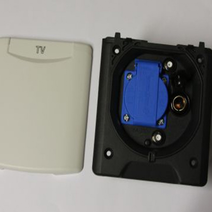 Teltservice med TV-uttak i gruppen Campingvogn & Bobilt / Elektronikk / Strømbryter & In/Utgang / Uttak 12V hos Campmarket (70228)