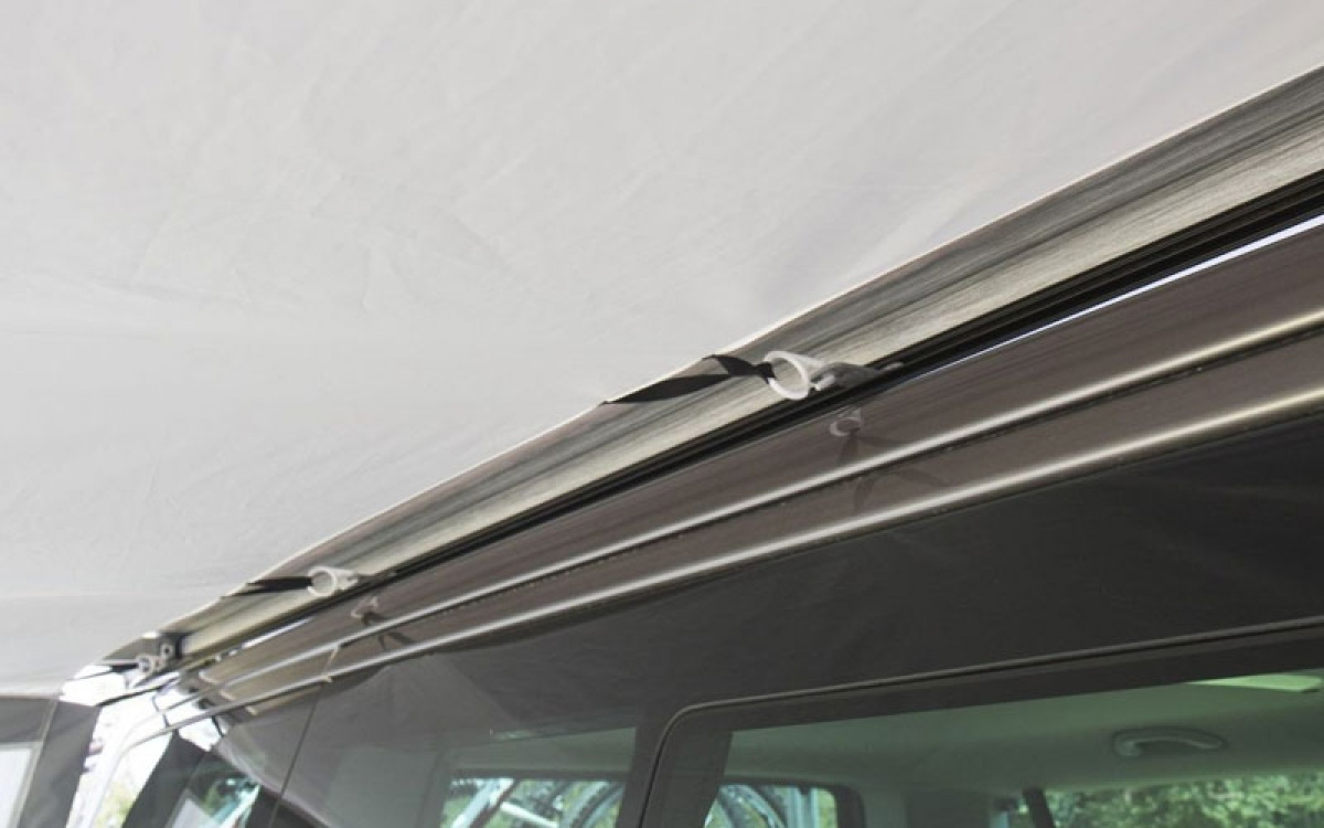 Fiamma Room Van F40 i gruppen Fortelt & Markiser / Markiser / Bobilmarkiser / Fiamma Boxmarkiser / Gavler / Fronter hos Campmarket (71064)