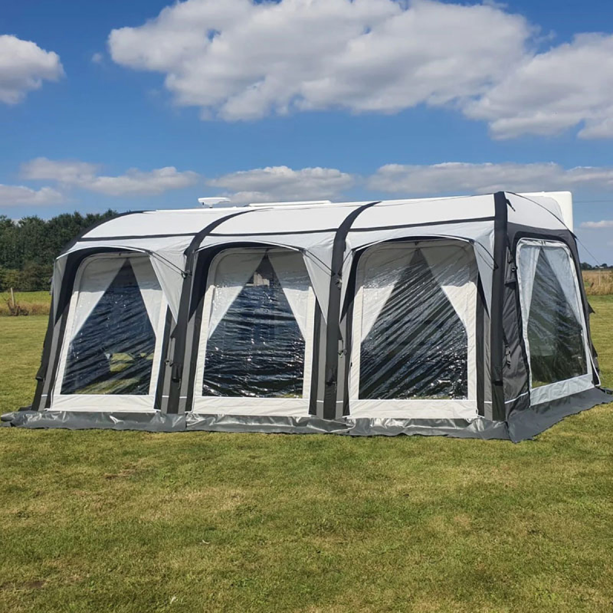 SunnCamp Icon Air 325 Plus i gruppen Fortelt & Markiser / Fortelt Campingvogn / Lufttelt Campingvogn / A-måltilpassede Lufttelt Campingvogn hos Campmarket (71311)