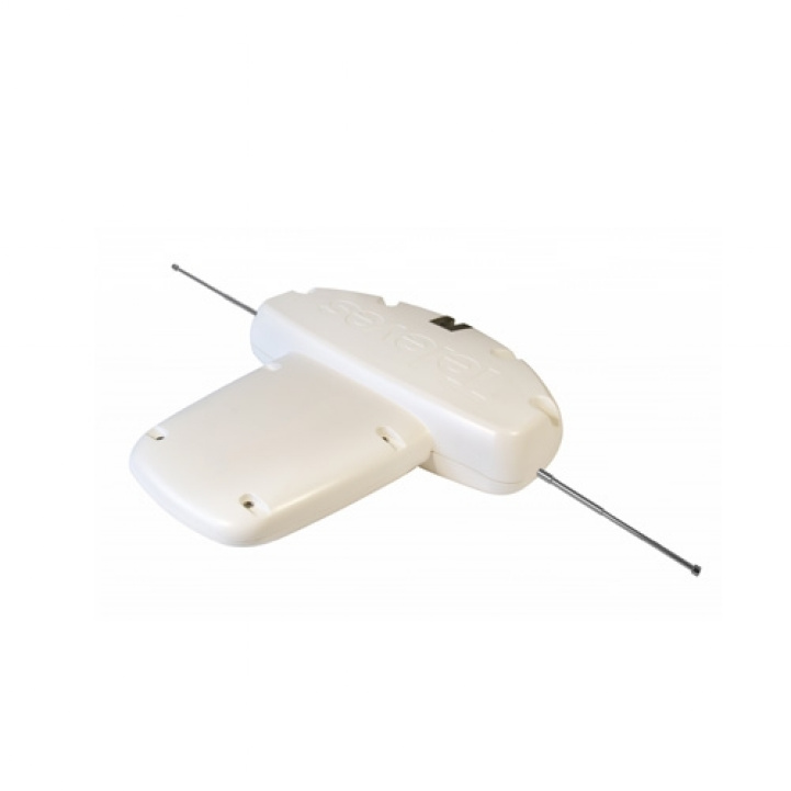 OmniNova Tv-Antenne Boss 700 i gruppen Campingvogn & Bobilt / Elektronikk / TV, Bilde & Lyd / TV / Tv-antennar hos Campmarket (71789)