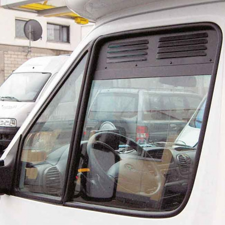 Luftinntak VW Crafter 2017/03- i gruppen Campingvogn & Bobilt / Chassis / Annet hos Campmarket (72529)