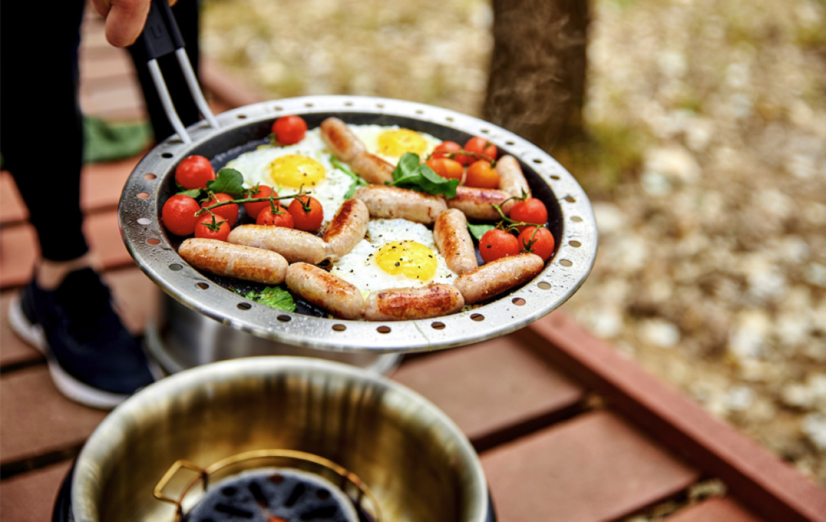 Cobb Gillpanne Rustfritt i gruppen Husholdning & Kjøkken / Griller / Grilltilbehør hos Campmarket (72624)
