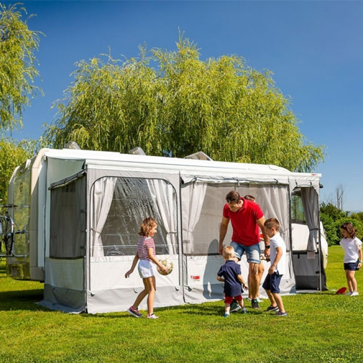 Fiamma Privatrom Stor i gruppen Fortelt & Markiser / Markiser / Bobilmarkiser / Fiamma Boxmarkiser / Gavler / Fronter hos Campmarket (72715)