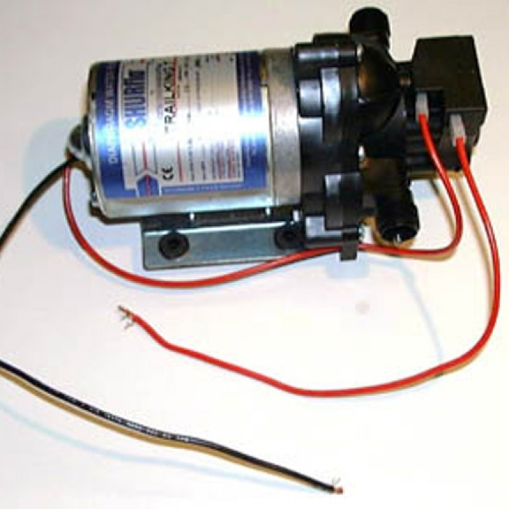 SHURFLO Trail King 12V 7 l/min i gruppen Vann & Sanitær / Vann / Vannpumper / Trykkpumper hos Campmarket (73339)