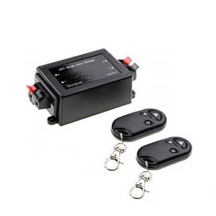 Led Dimmer med 2 stk Fjernkontroller i gruppen Campingvogn & Bobilt / Elektronikk / Innvendig belysning / LED-belysning / Led Tilbehør hos Campmarket (73785)