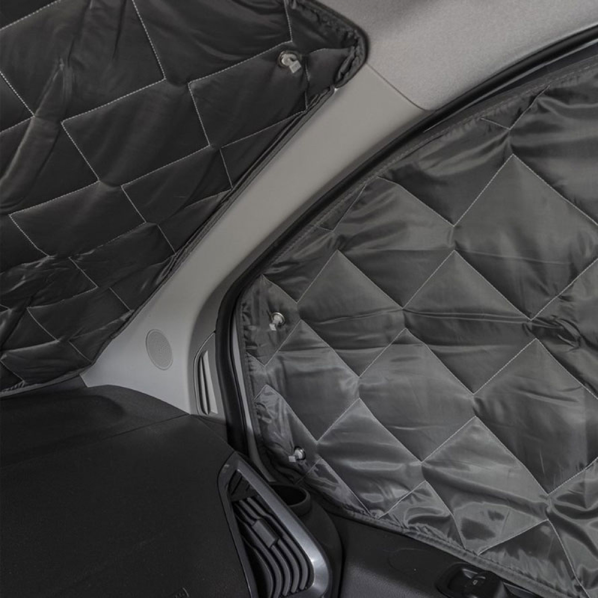 Campout Isolermatte For Ford Transit Custom fra 2013 i gruppen Campingvogn & Bobilt / Tekstilmatter & Overdrag / Isoleringsmatter / Isolasjonsmatter halvintegrerte bobiler / Ford Transit 2007- hos Campmarket (76650)