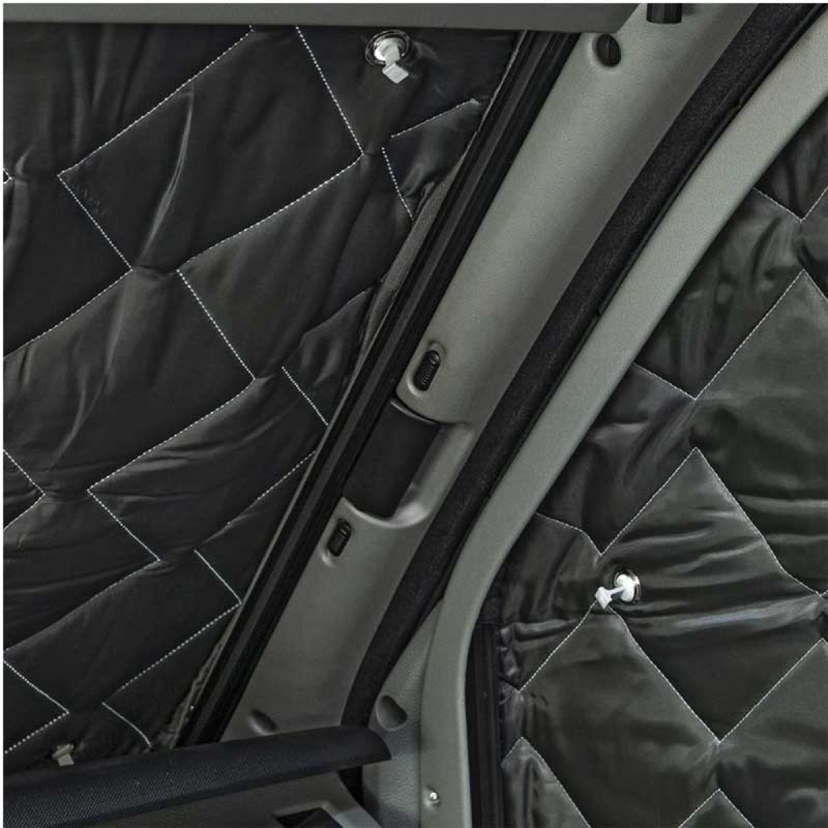 Campout Isolermatte For Renault Master fra 1998-04/2010 i gruppen Campingvogn & Bobilt / Tekstilmatter & Overdrag / Isoleringsmatter / Isolasjonsmatter halvintegrerte bobiler / Renault Master 2005-2010 hos Campmarket (76659)