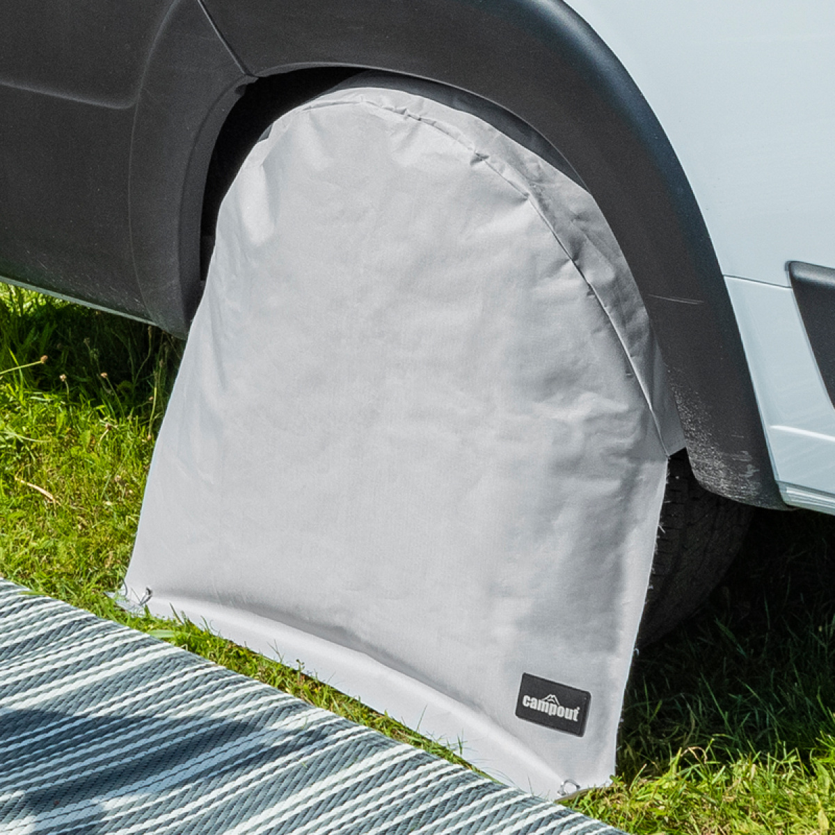 Campout Dekkbeskyttelse XL i gruppen Campingvogn & Bobilt / Tekstilmatter & Overdrag / Dekk & Dragbeskyttelse hos Campmarket (76685)