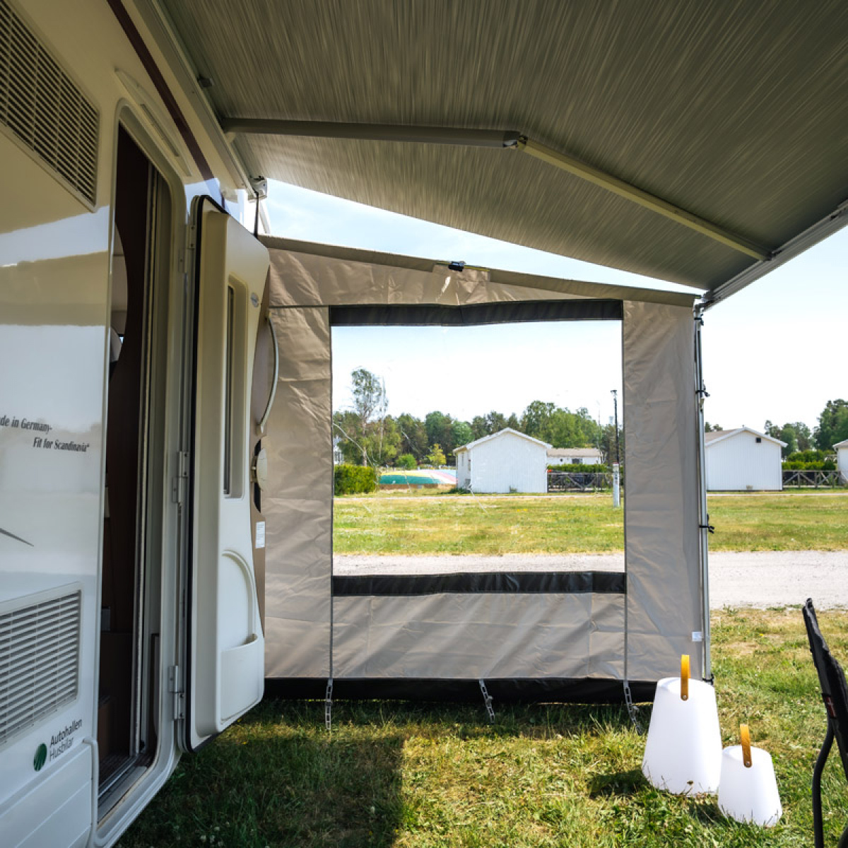 Wera Markisgavel 210 i gruppen Fortelt & Markiser / Markiser / Campingvognmarkiser / Front & Gavler Campingvognmarkiser / Sider & Fronter Dometic hos Campmarket (77157)