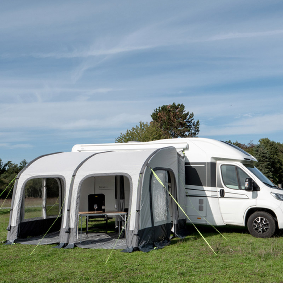 ReimoTent Frittstående Lufttelt Tour Ponza 390 i gruppen Fortelt & Markiser / Fortelt Bobil / Lufttelt Boblebil / Reimo Lufttelt Bobil hos Campmarket (77632)