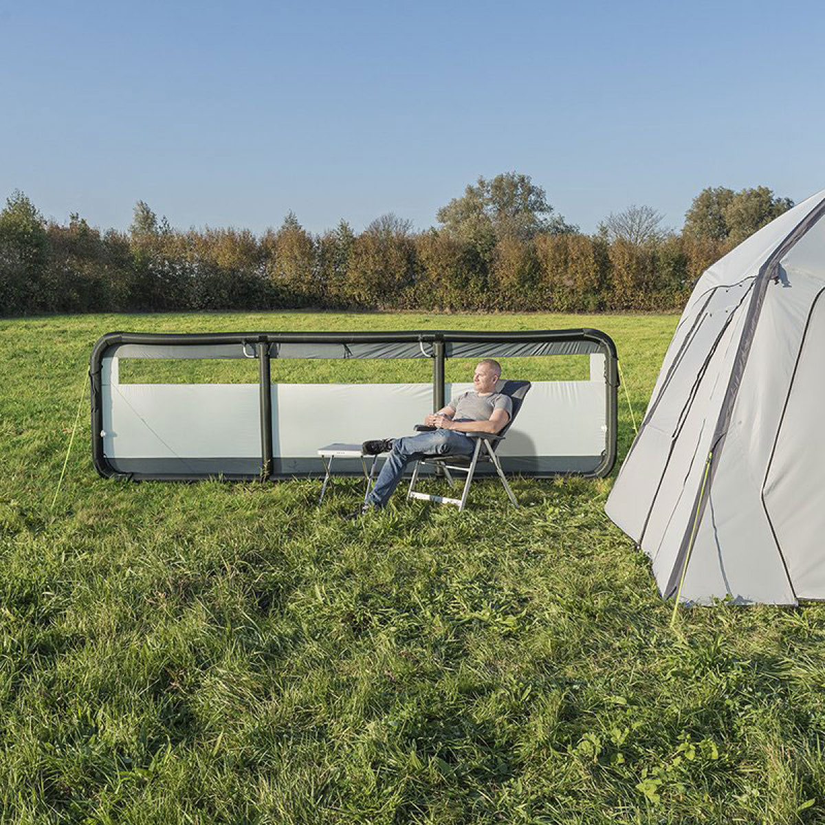 ProPlus Vindskjerm Oppblåsbar 480x140 cm i gruppen Fortelt & Markiser / Vindskydd hos Campmarket (78374)