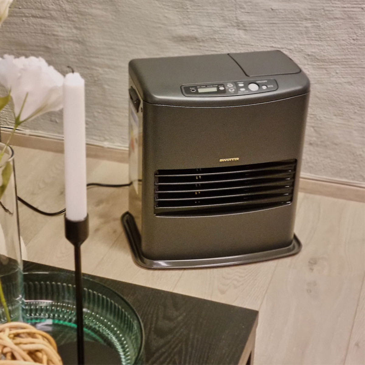 Sunwind Fotogenpeis Inverter 6026 4kW i gruppen Campingvogn & Bobilt / Varme, Kulde & Ventilasjon / Installasjonsmateriale varme hos Campmarket (79426)