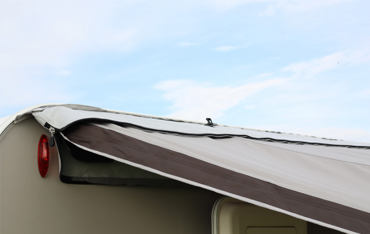 Telta Sky Link 400 i gruppen Fortelt & Markiser / Markiser / Campingvognmarkiser / Luftmarkise hos Campmarket (80275)