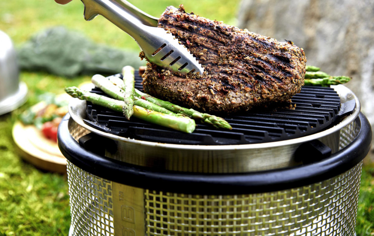 Cobb Kollgrill Premier Air Deluxe i gruppen Husholdning & Kjøkken / Griller / Kullgriller hos Campmarket (80517)