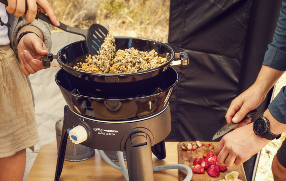 Cadac Safari Chef 30 LP Deluxe Gassflaske i gruppen Husholdning & Kjøkken / Griller / Gassgrill hos Campmarket (80767)