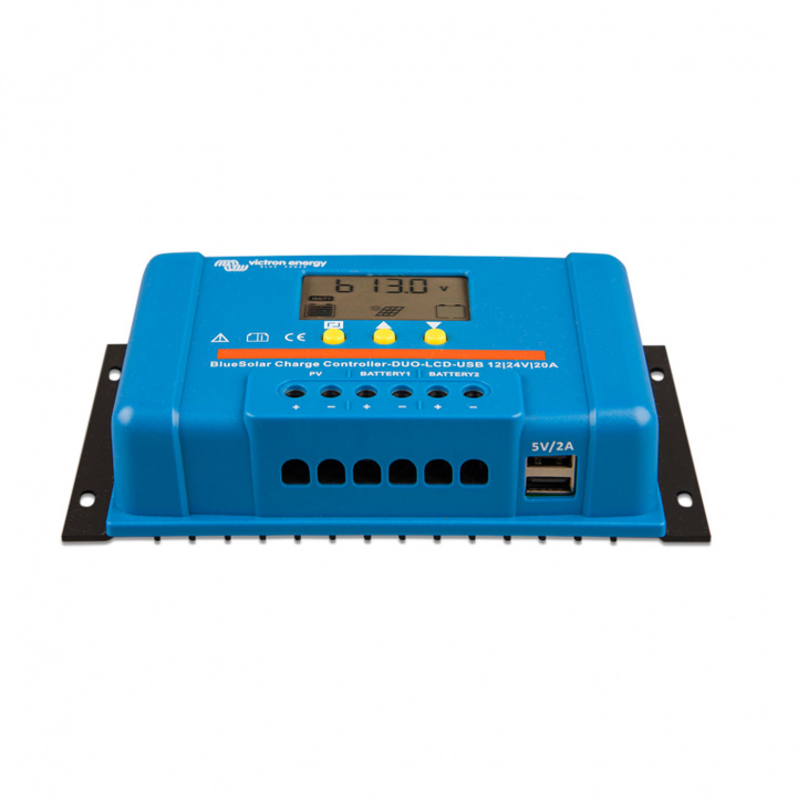 Solcelle regulator Victron BlueSolar PWM-LCD&USB 12/24V-30A i gruppen Campingvogn & Bobilt / Elektronikk / Solpaneler / Solcelleregulatorer / PWM hos Campmarket (81223)