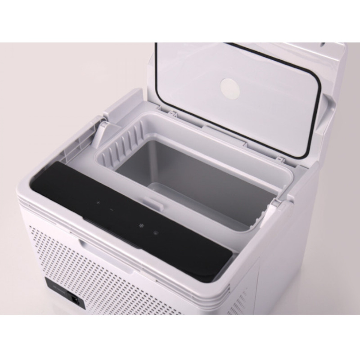 Mc Camping Kompressor kjøleboks Cool Heat 10 i gruppen Campingvogn & Bobilt / Varme, Kulde & Ventilasjon / Kjøleskap & Kjølebokser / Kjølebokser hos Campmarket (81318)