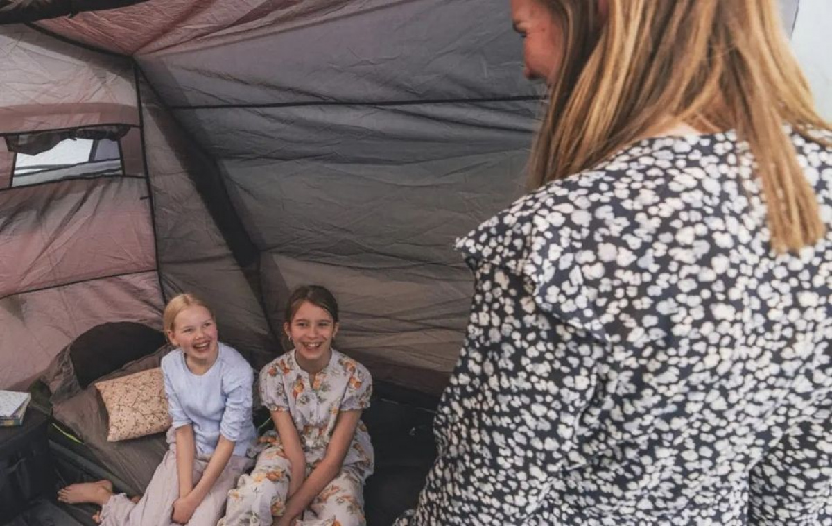 Outwell Colorado 5 Air i gruppen Utendørs / Campingtelt hos Campmarket (83087)