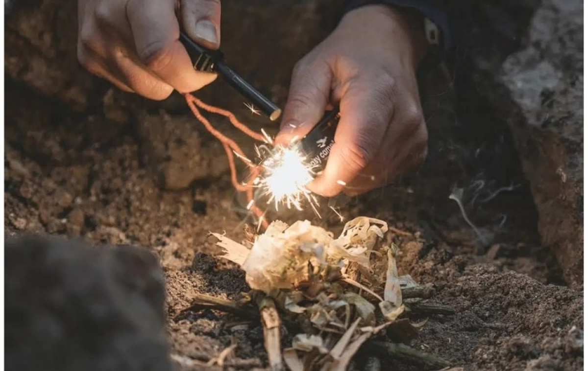 Easy Camp Tennstål i gruppen Utendørs / Campingkjøkken & Matredskap hos Campmarket (83219)