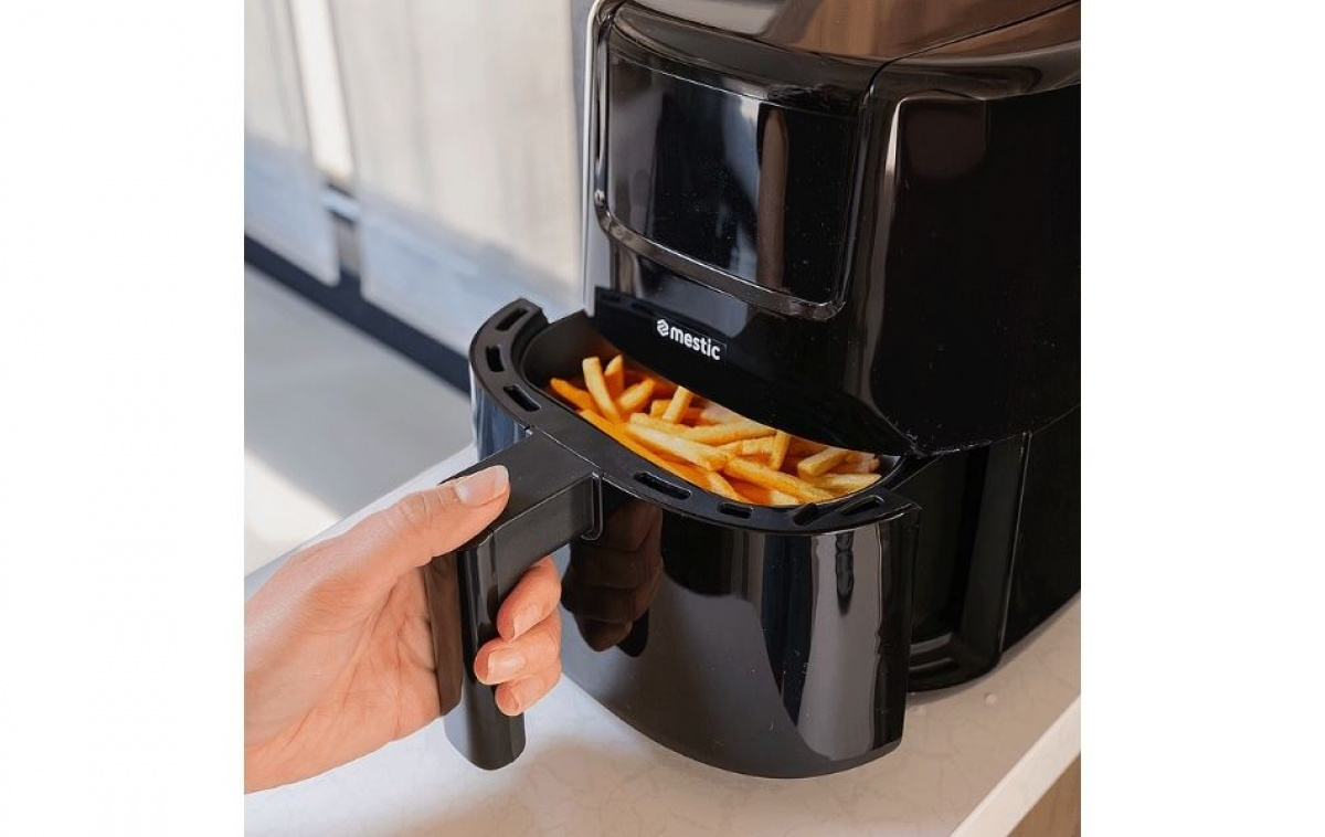 Mestic Varmluftsfritør MA-300 2L i gruppen Husholdning & Kjøkken / Kjøkkenapparater / Øvrige Kjøkkenapparater hos Campmarket (83622)