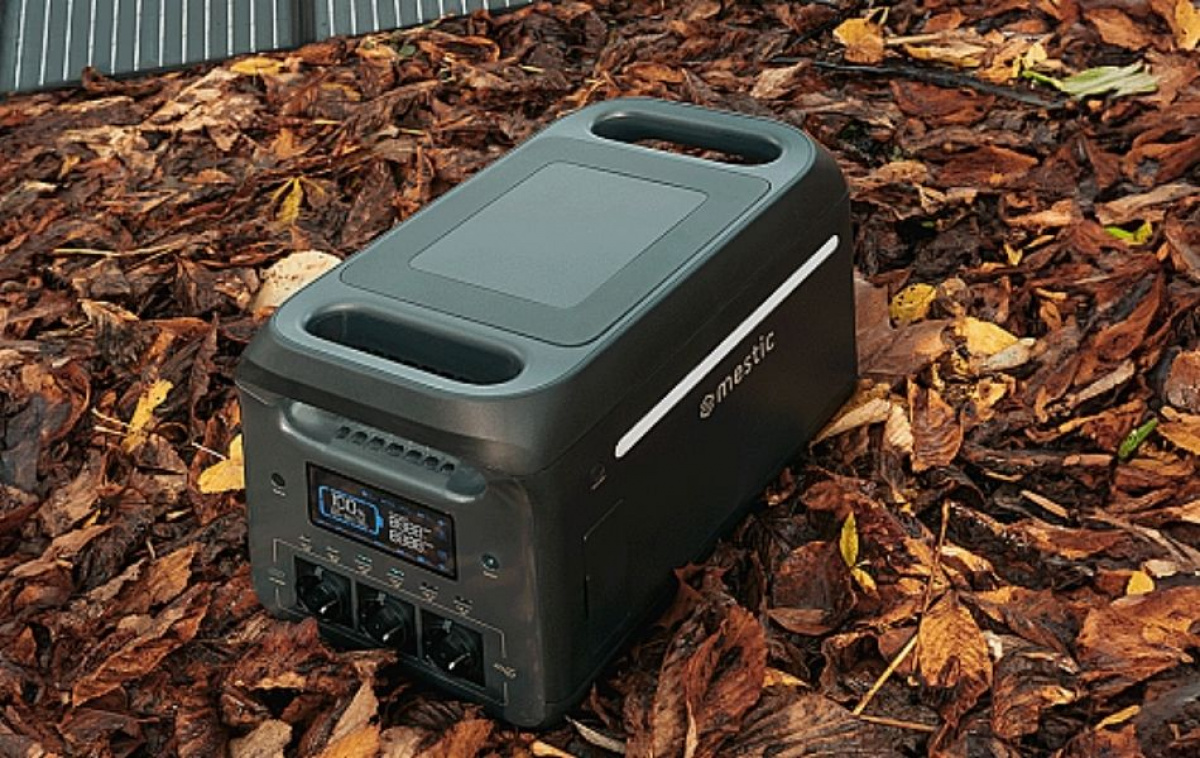 Mestic Powerstation MPS-1800 i gruppen Campingvogn & Bobilt / Elektronikk / Elsentraler & Elverk / Strømgenerator hos Campmarket (83836)