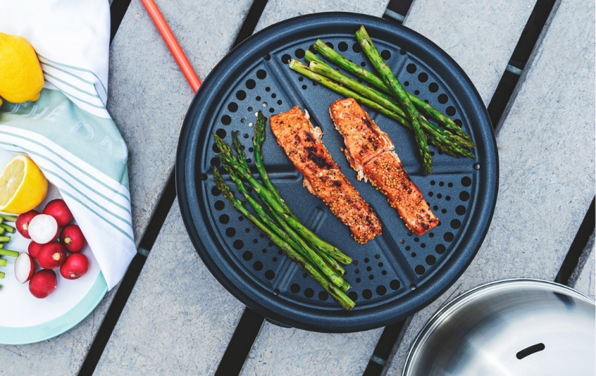 Cobb Pro Gass Startpakke i gruppen Husholdning & Kjøkken / Griller / Gassgrill hos Campmarket (83958)