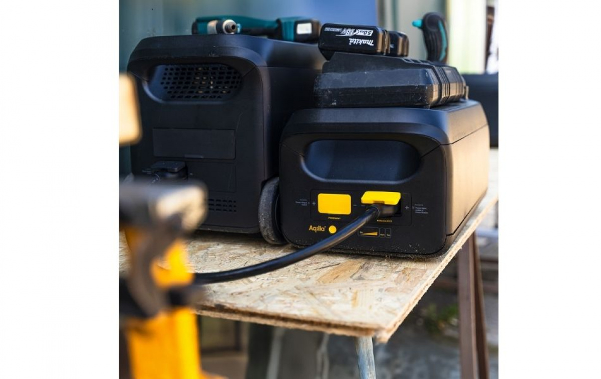 Aqiila Powerbird Powerstation Ekspansjonspakke S2500E i gruppen Campingvogn & Bobilt / Elektronikk / El Annet hos Campmarket (83997)