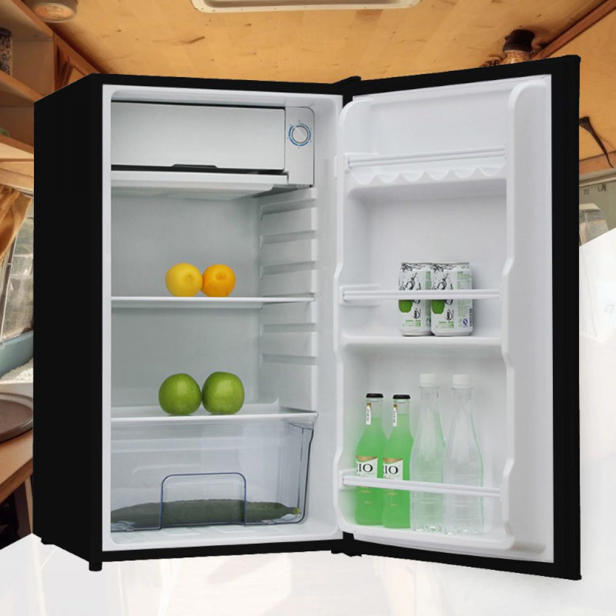 Manta Kjøleskap 91L 230V Sølv-Svart i gruppen Campingvogn & Bobilt / Varme, Kulde & Ventilasjon / Kjøleskap & Kjølebokser / Øvrige Kjøleskap/Frysere hos Campmarket (84280)